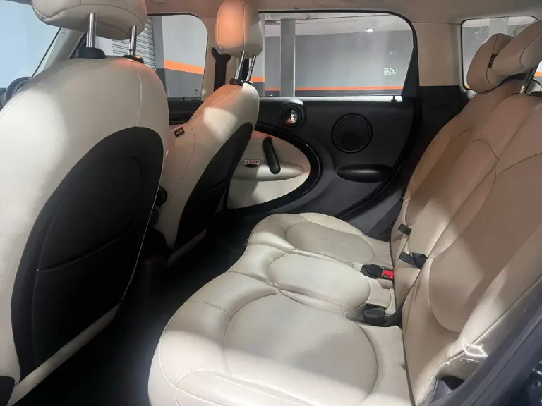 0649c8f5-ac6b-43b0-a805-0941687570b1