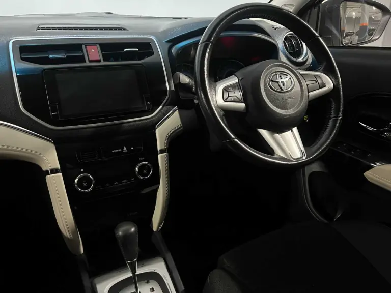 5f31ca85-d975-446c-be67-4467c85e3d5e