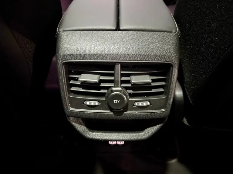 6b30730a-13cf-409c-8d6d-27f2b5ba12ad