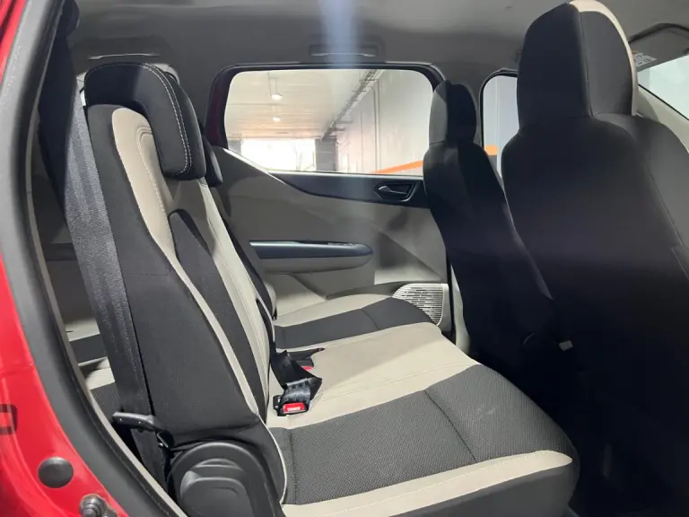 a3e5c3f3-7a88-4b09-ab24-5cb100ea49c2