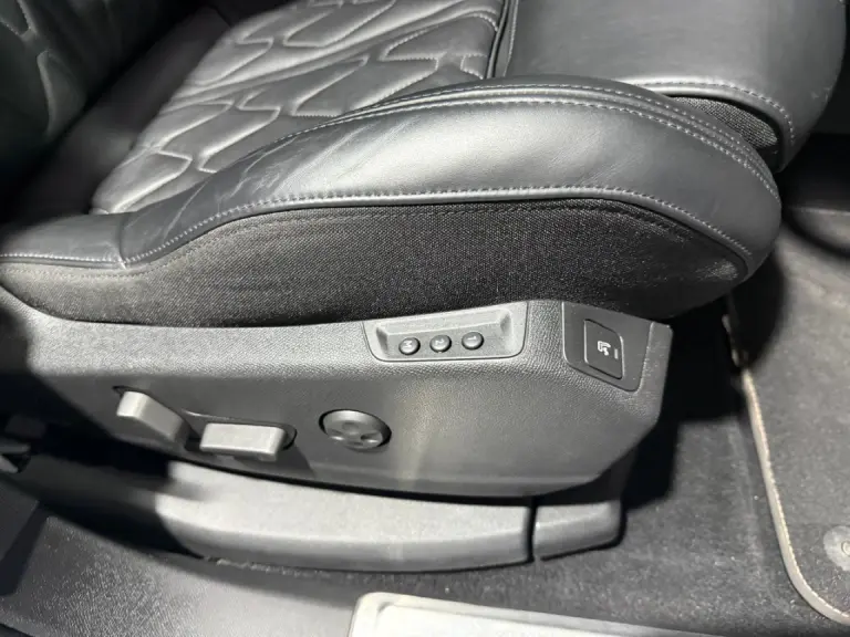 bb3c169f-fed9-4e74-ac3a-36351e94b318