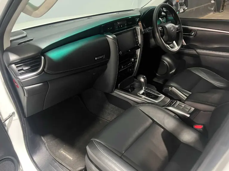 cb9be504-b76e-49e7-8a97-7583aab1bd10