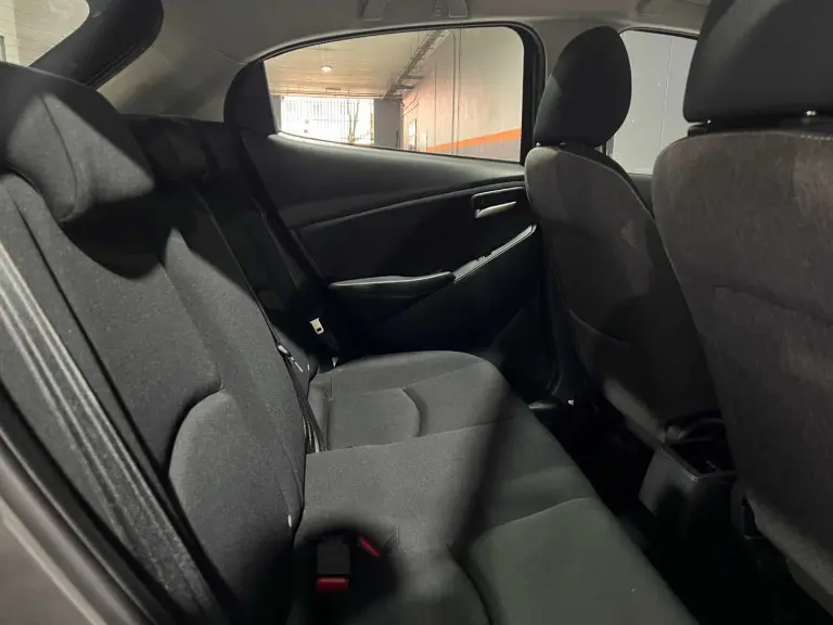 d8cf90a0-8a43-43ae-8ddc-526c3d2123ad