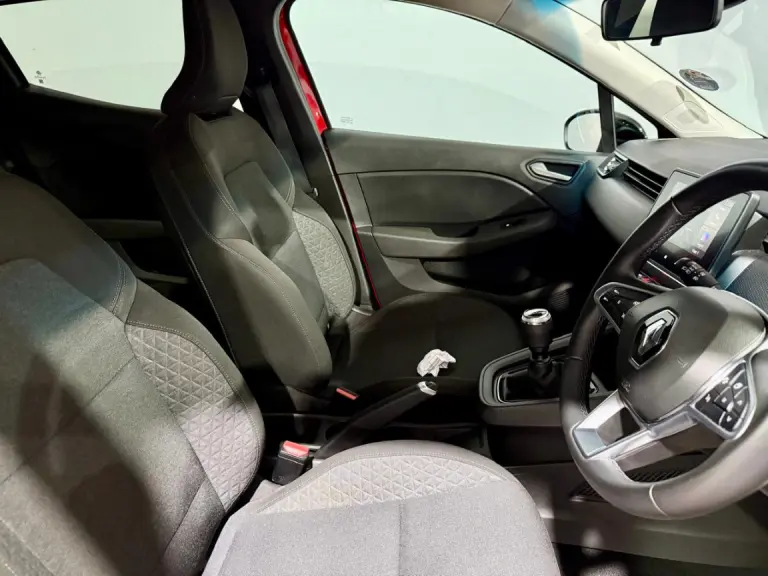 e784214f-0b2e-4db6-a0a7-7a63ee1bcf89