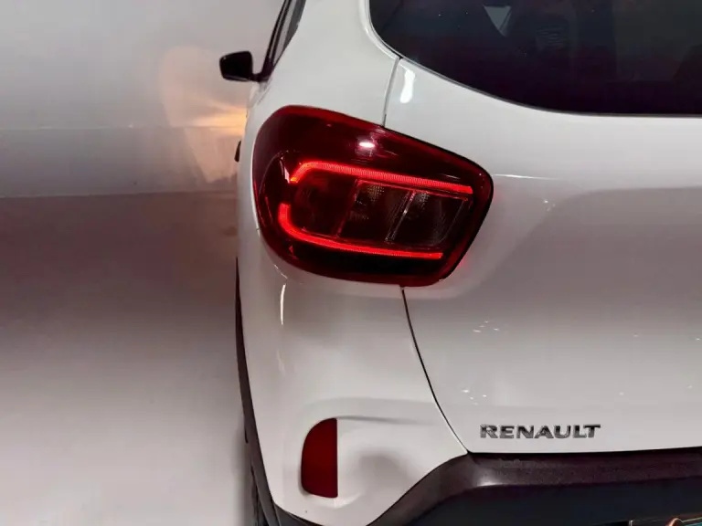 e7d475d2-b835-4cab-8eb8-d9fcb5a6db88