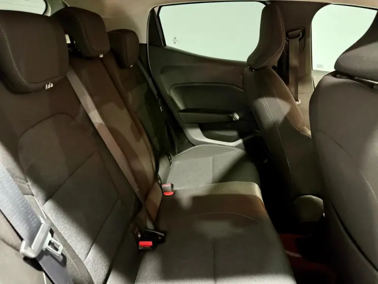 f5765d96-c6dd-473f-9709-cf46d0561c17