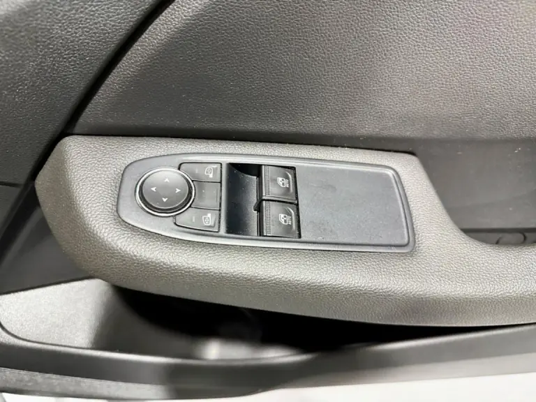 f6548709-c7b0-4da2-9100-30a2c8dbf793