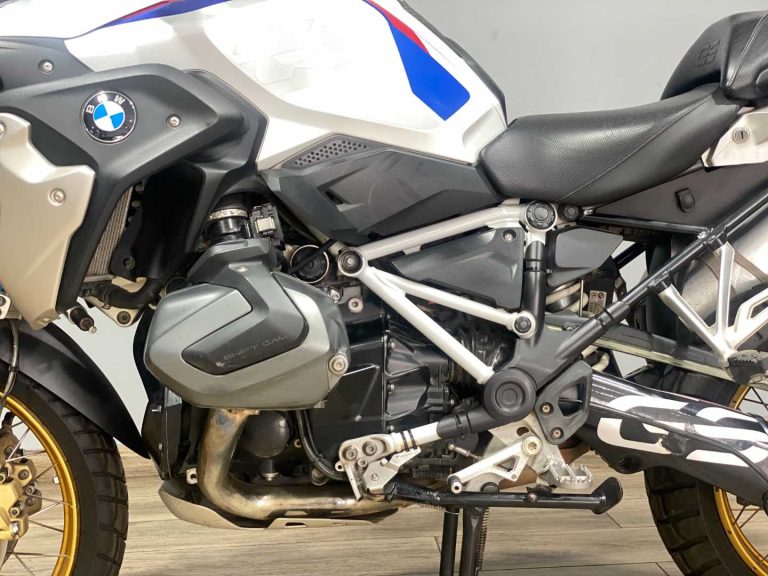 04790fe5-b670-493c-995a-a412c03e6be1