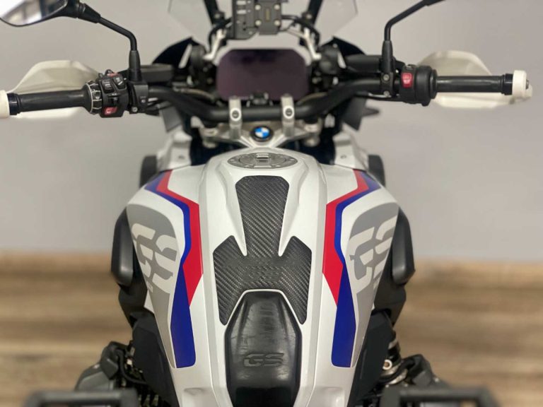 570d33d1-c364-448e-ba45-632089c27022