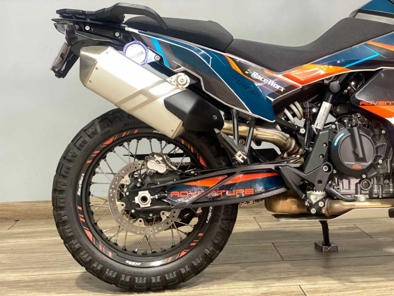 5ffc90d5-6507-4d47-9078-27453a0ae735