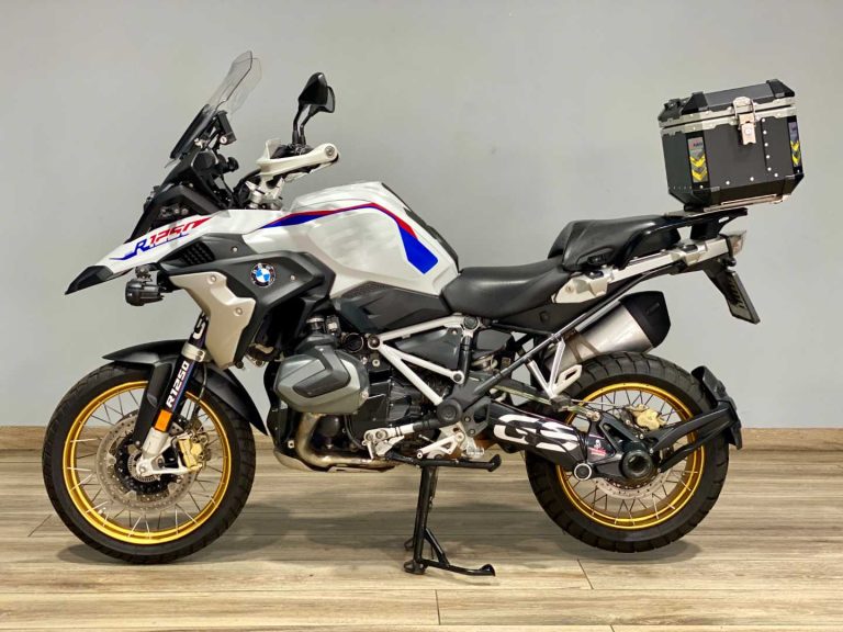 aa901f94-388e-4599-a52f-28ebef1417de