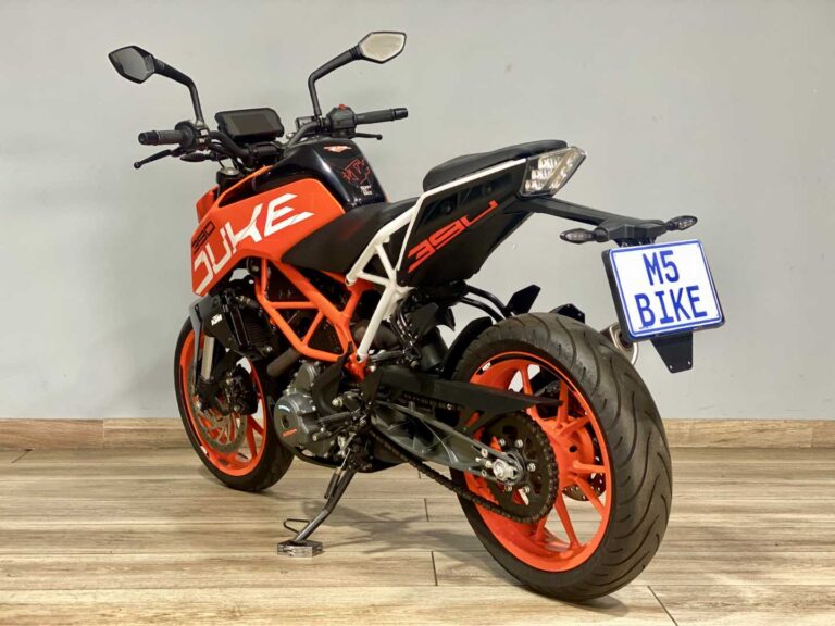 2a18cf5c-3f0a-44b8-b54b-17338da5dbeb