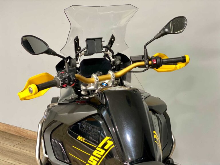 5ffa7354-725c-40eb-80d7-a0f9436fb626