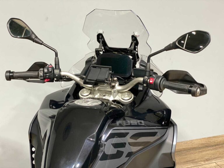 6c8eb2bb-fb5c-44bc-bc76-20a6c5578d0e