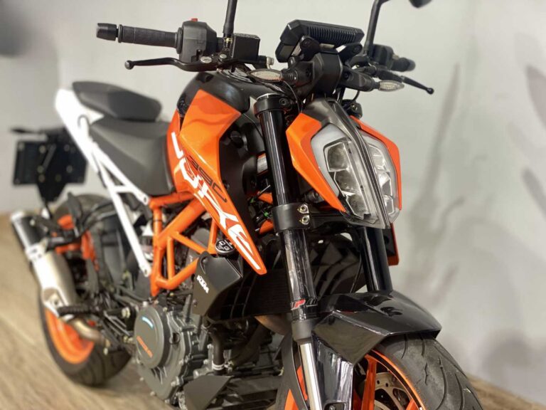 79284097-7bab-45db-8eef-bf32a7728105