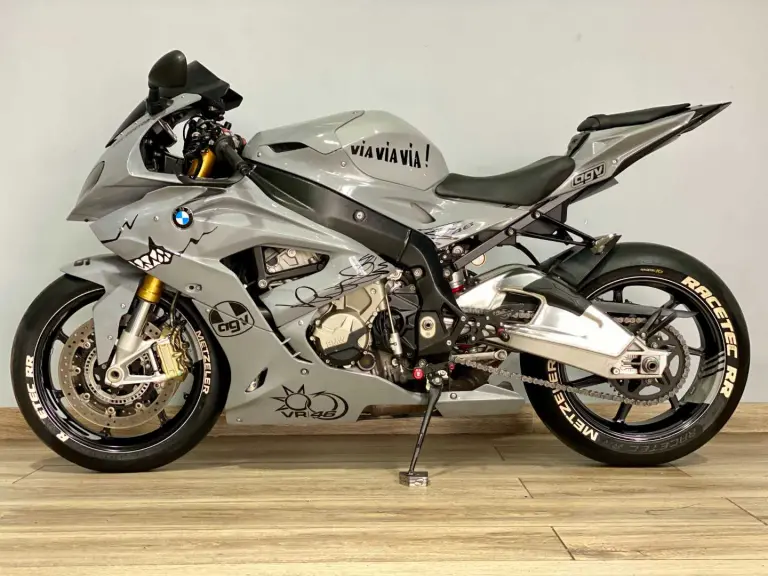 7dd21070-3910-4a52-8885-6651596edee5