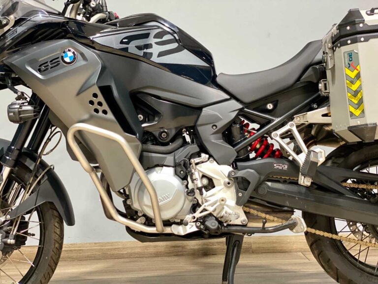 7e0d3056-9d4c-4a9d-bf24-18bc126b4699