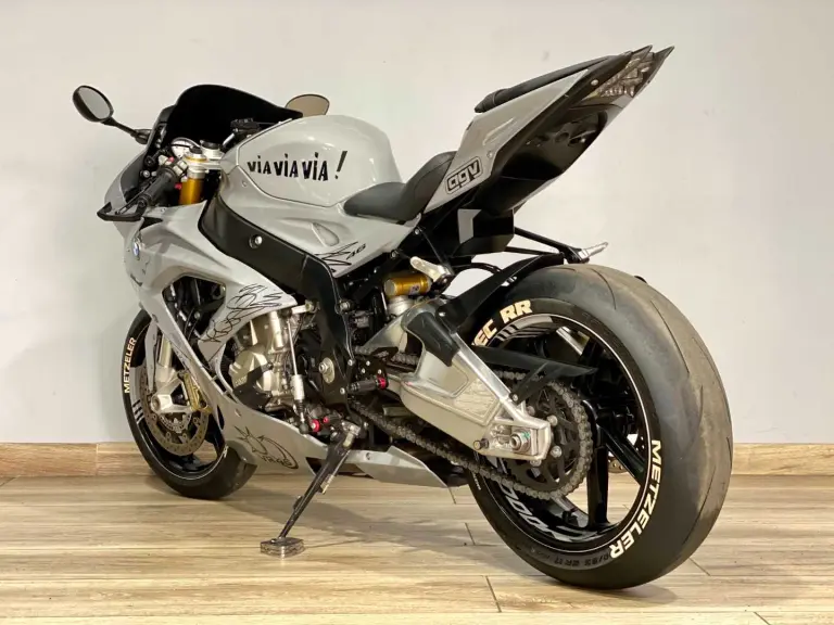 898edebe-08e4-4539-9bfc-d4deaaeff143