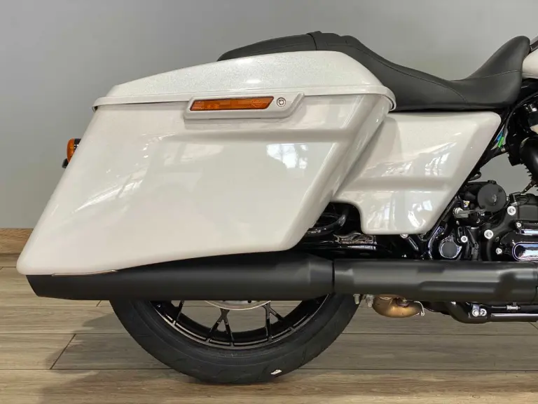 8be8dc83-8593-4a1e-8d7b-d064d5fac51b