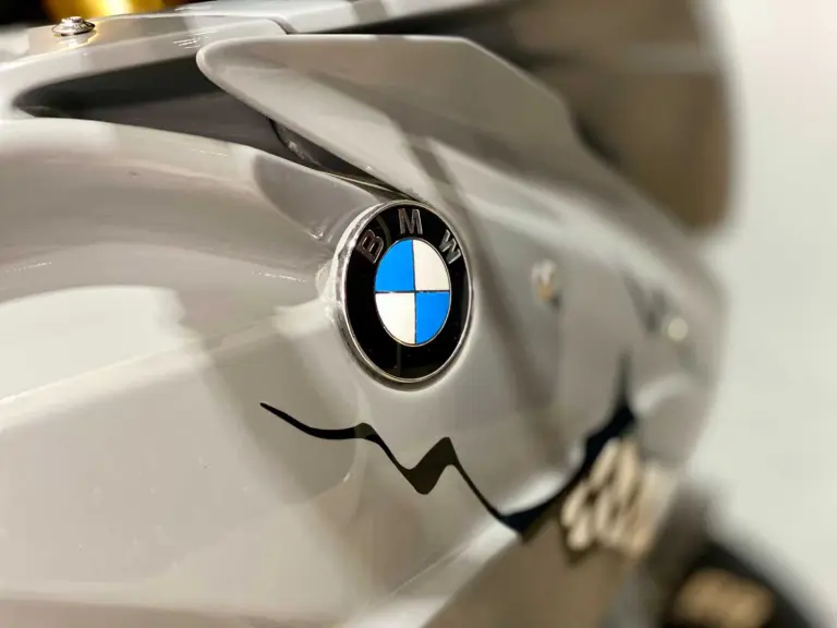 9ccda1ae-d58f-4c59-bca2-1806a45a6782