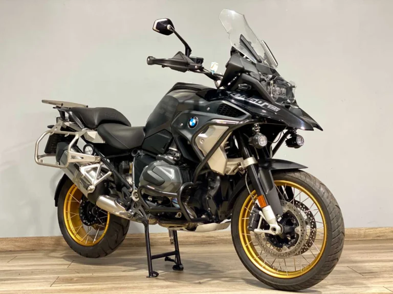 a0e3b45c-b95d-401d-95c5-2f34ec004319