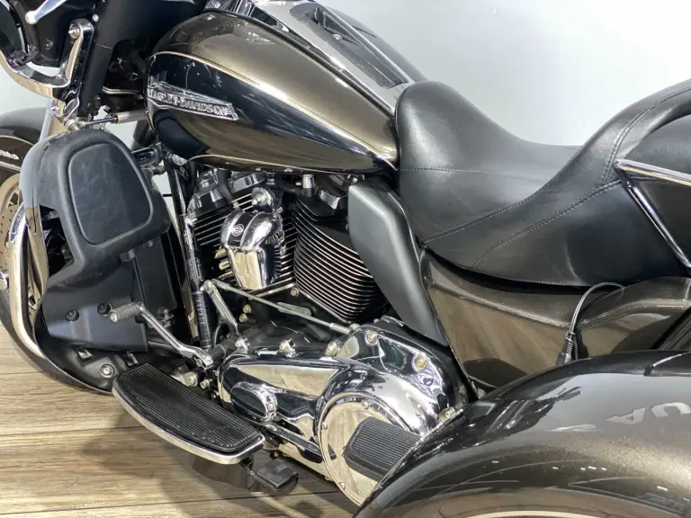 c8ede392-4869-4350-9f18-55a6177af4cf