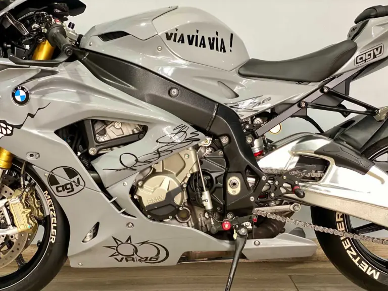 d0ab7311-31bd-4378-ab26-b6f8d4cda740