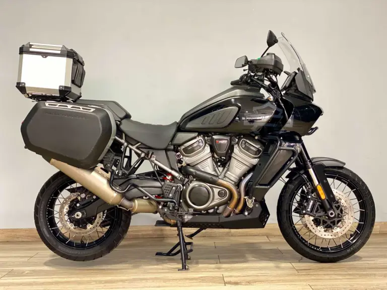 d778eff4-5352-4c0b-bc07-3c3ca905fa68