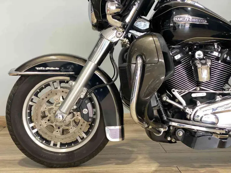 d89a8224-e35d-40f5-b16f-cbf4b86a9d9a