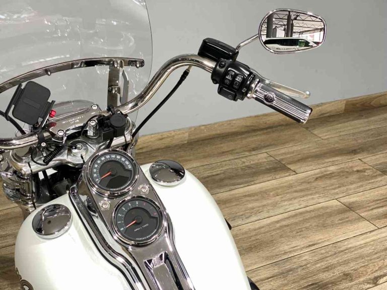 e8eb6f9d-2bb7-475d-a912-65f99e0ef1ea