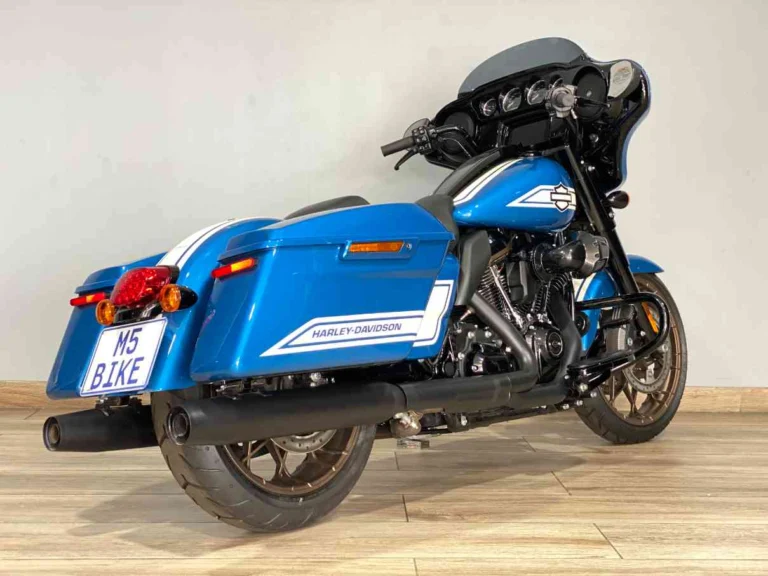 b73e0370-d41c-4c44-a30c-3b5f2fcb4dea