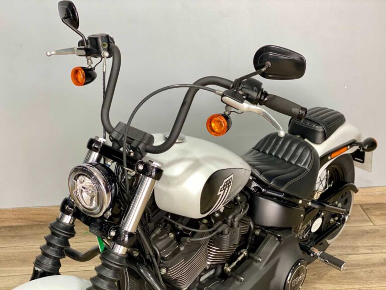 040c8b05-2a67-4e35-9a9c-c8dd8fdf5531