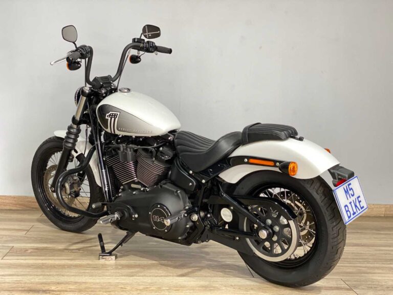 0a97d4d8-6c17-4eea-a447-c7b1a23058a7