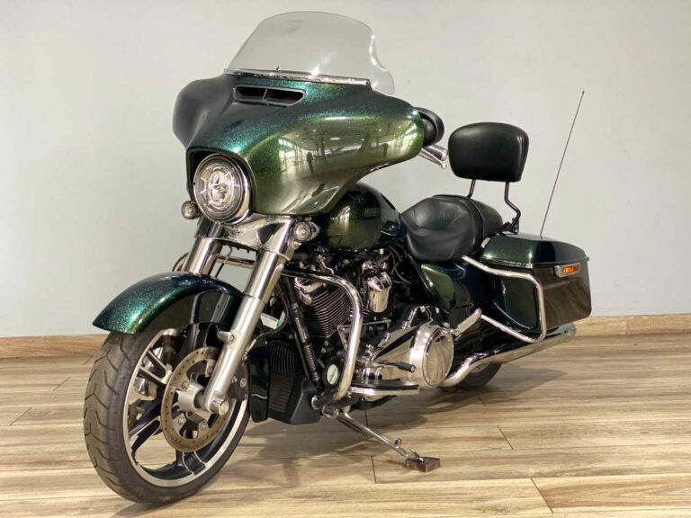 0c9e05ba-4c4a-45d0-b6fa-8cace716714d