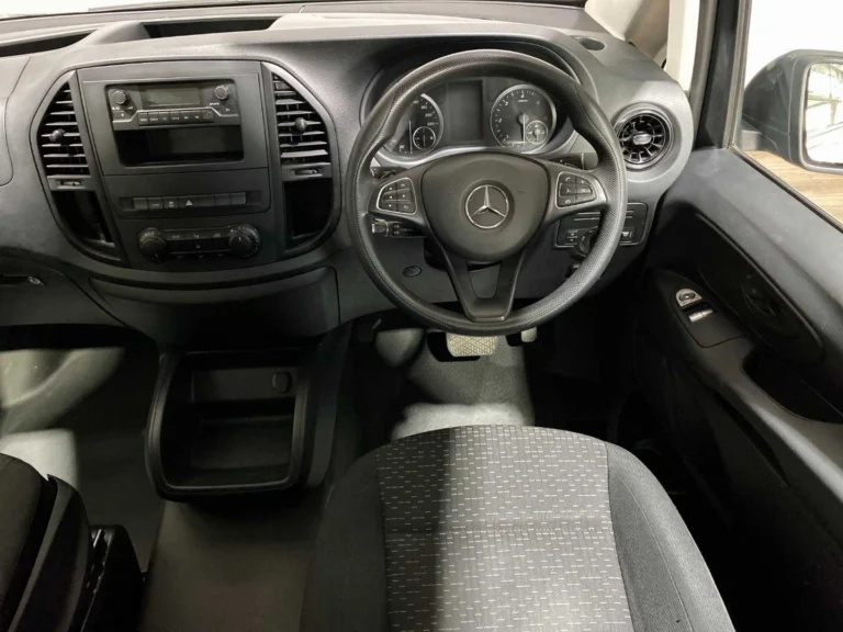 5aa6d923-3c04-4d34-96d2-77013f659757