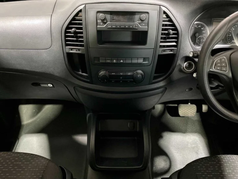 81a6135c-3e20-4d10-a518-516e55d8495e