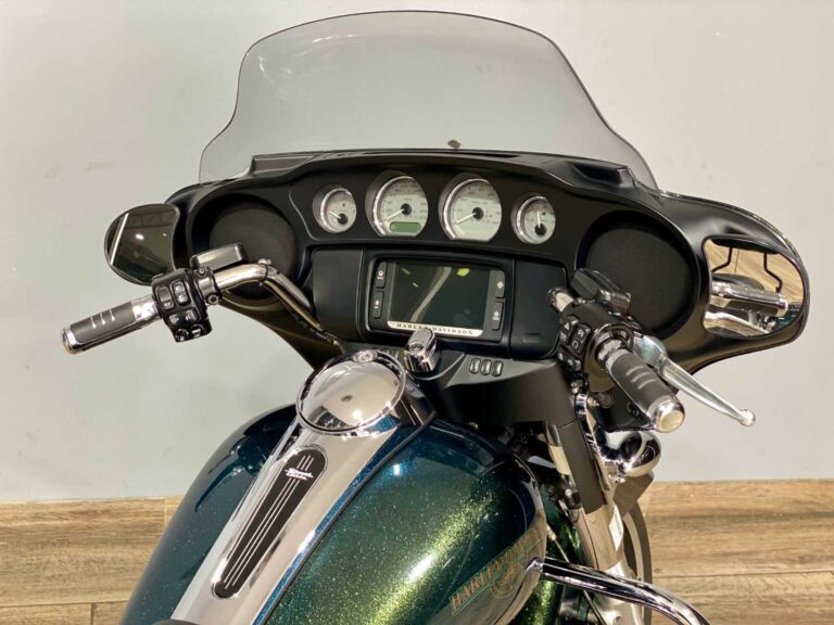 9fcc5b54-cfb9-4e89-a5f7-0543931f7c59