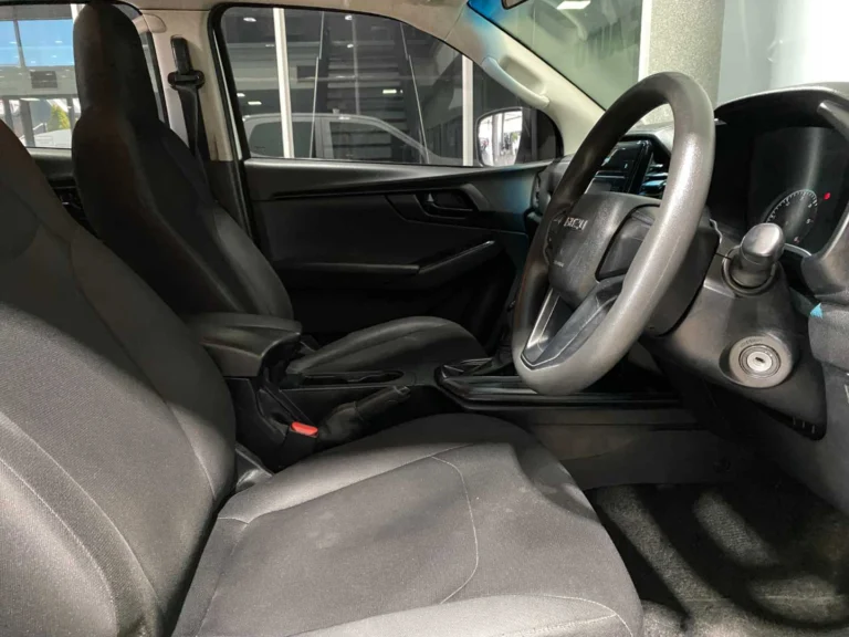 009b2003-f60e-4c06-8dcd-31a2834106a9