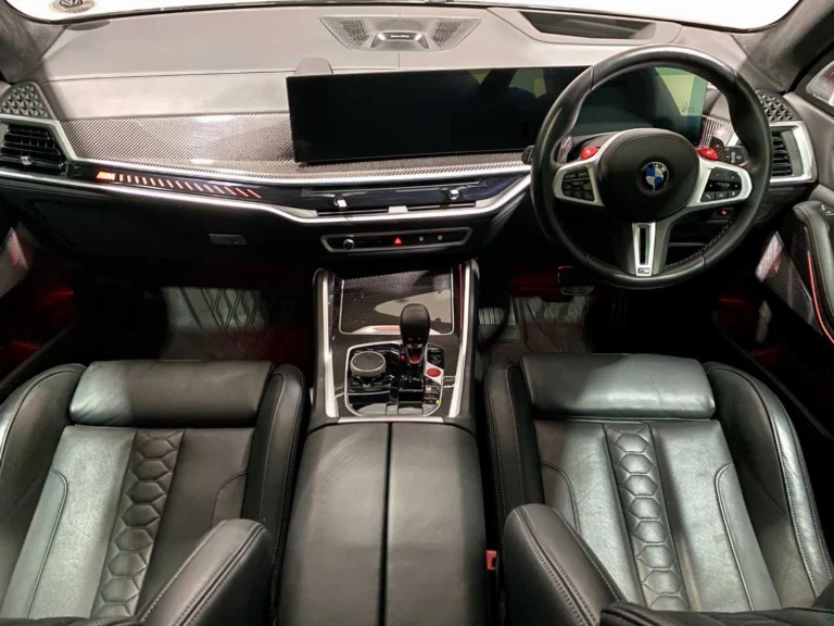 00f961fd-b3f0-49b0-bb83-8cb0737e6931