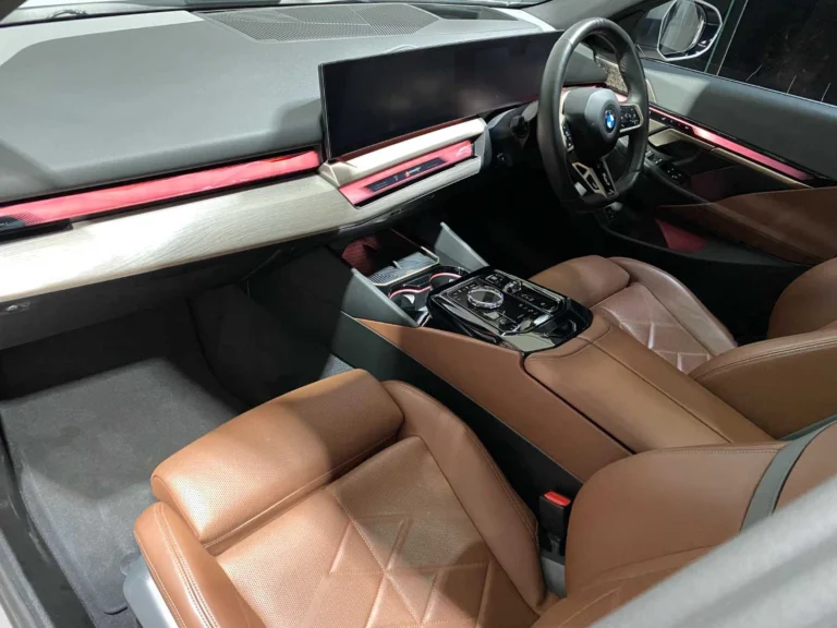 036767f1-3a53-44b1-ad32-6693ea0d4722