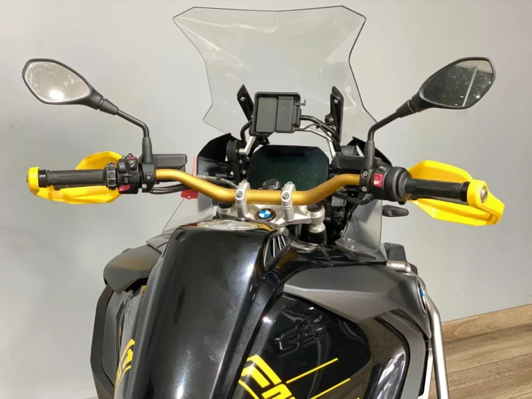 1ad6d3a1-e9c6-44c3-8133-fc37a27bdf3b