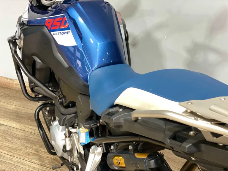 1f1f3813-a2f3-4ae8-90d8-6d856f9990c6