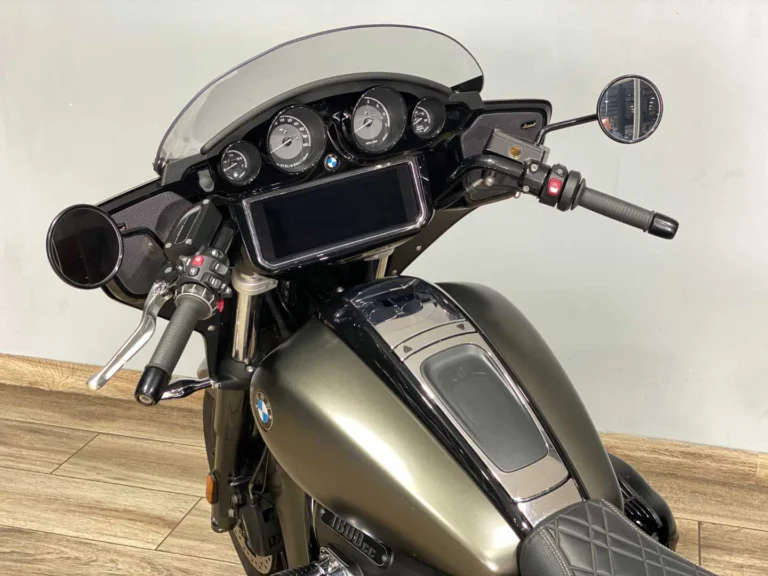 2136dd26-5fa2-4bf6-a795-365860f889cd