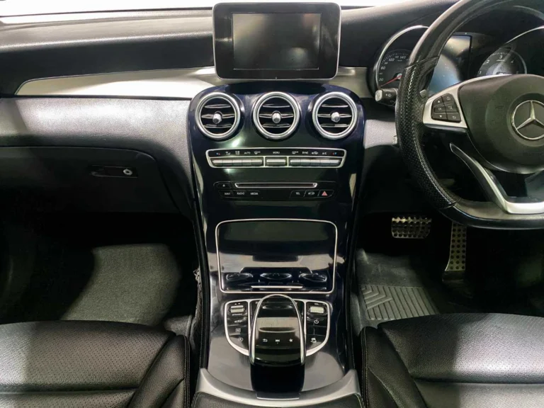 27e383fd-c275-4975-845b-1f3778a1c3ac