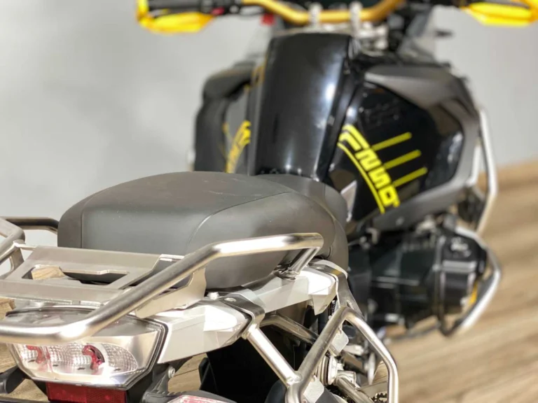 2df353b5-05b3-46de-ba66-ad7536aea045