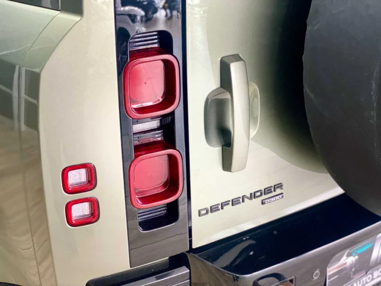 37bcc530-70fd-4043-8662-25f6ced42059