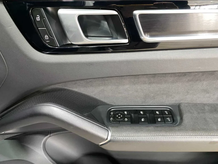 3b46e868-395a-45a7-8f7e-15f2ac1fa35b