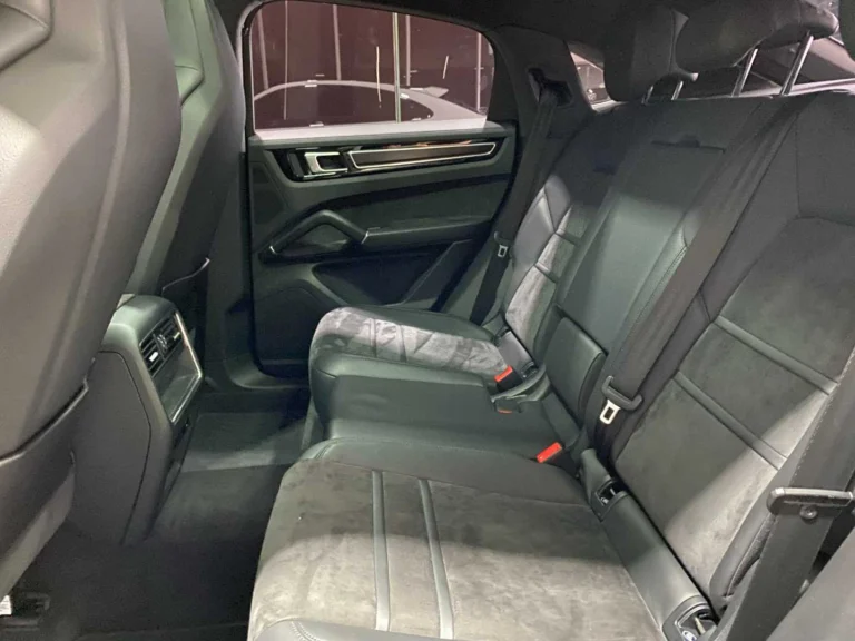 49c047bb-aa09-4b19-a636-cb3d7bc234f1