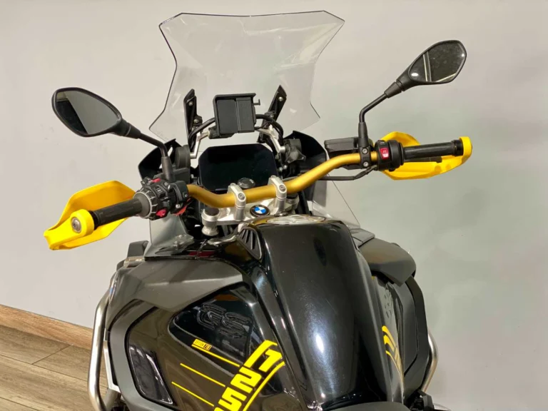 5ffa7354-725c-40eb-80d7-a0f9436fb626