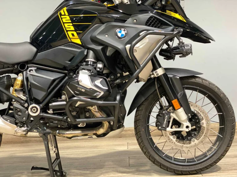 6968025f-d0a7-467f-9b1f-fbc5128ce85a